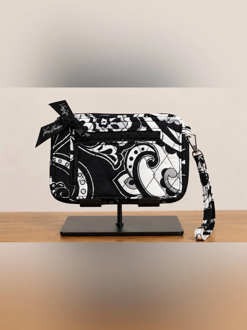 Vera Bradley Black & White Floral Quilted Wristlet Wallet - Picture 2 of 2